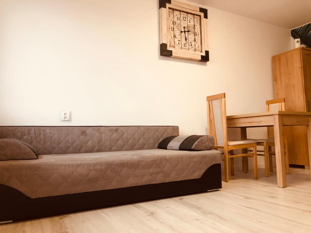 Sole Apartment Zary  Bagian luar foto